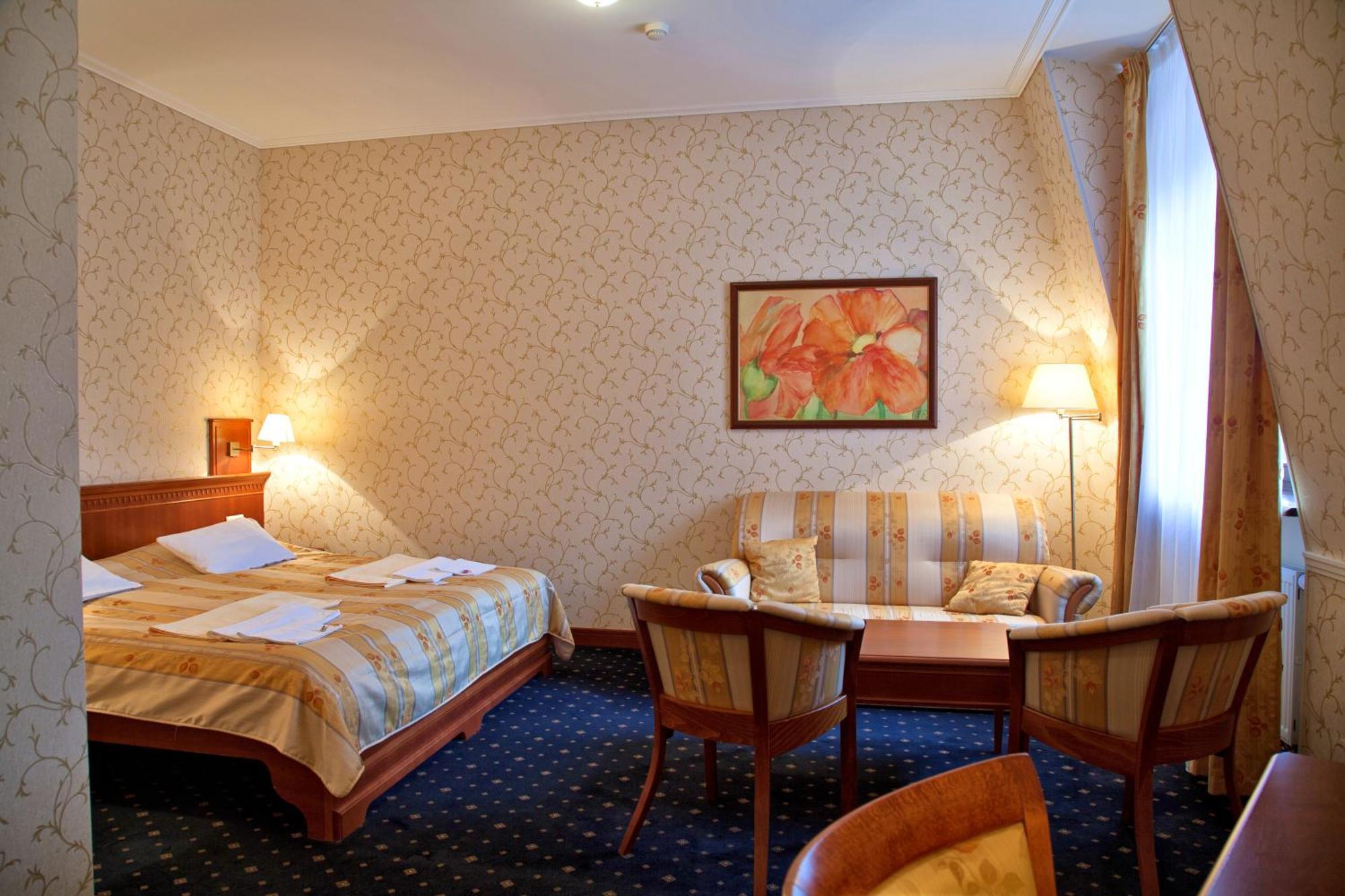 Hotel Sv. Ludmila Скалица Екстериор снимка