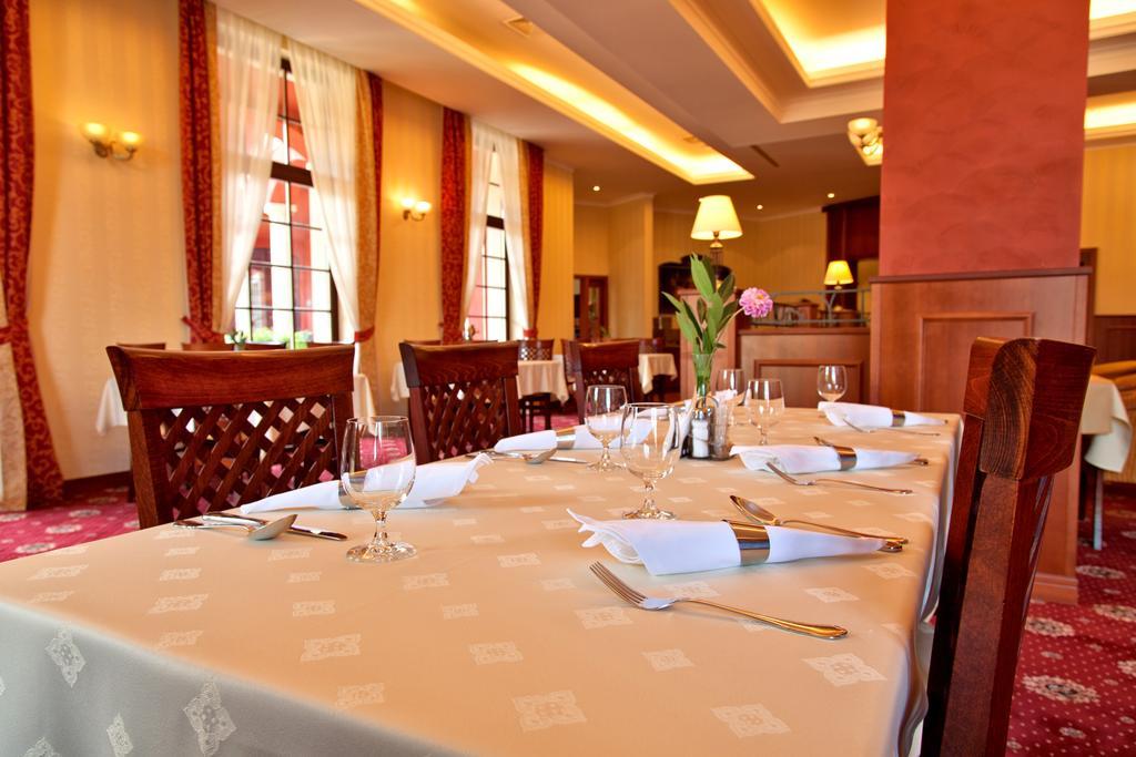 Hotel Sv. Ludmila Скалица Екстериор снимка