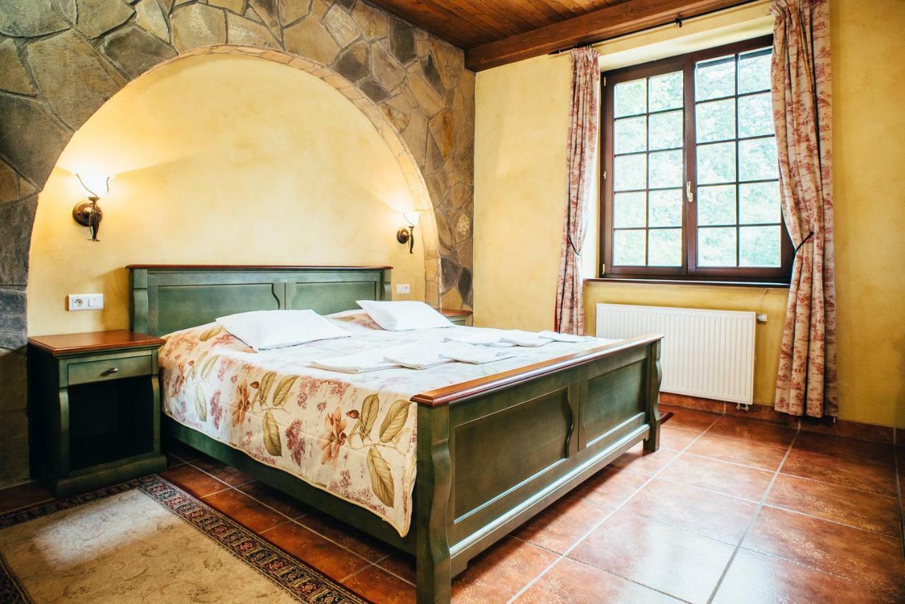 Hotel Sv. Ludmila Скалица Екстериор снимка