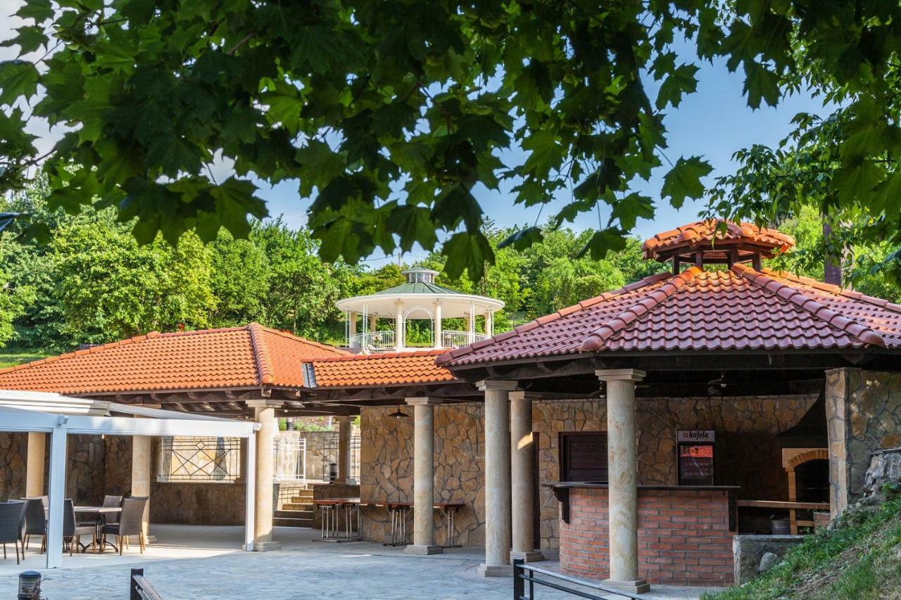 Hotel Sv. Ludmila Скалица Екстериор снимка